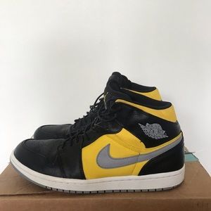 Air Jordan 1 Retro Size 8.5